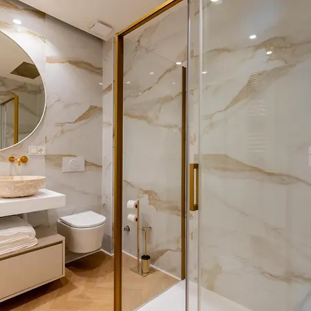 Premium Constitucion Apartman *